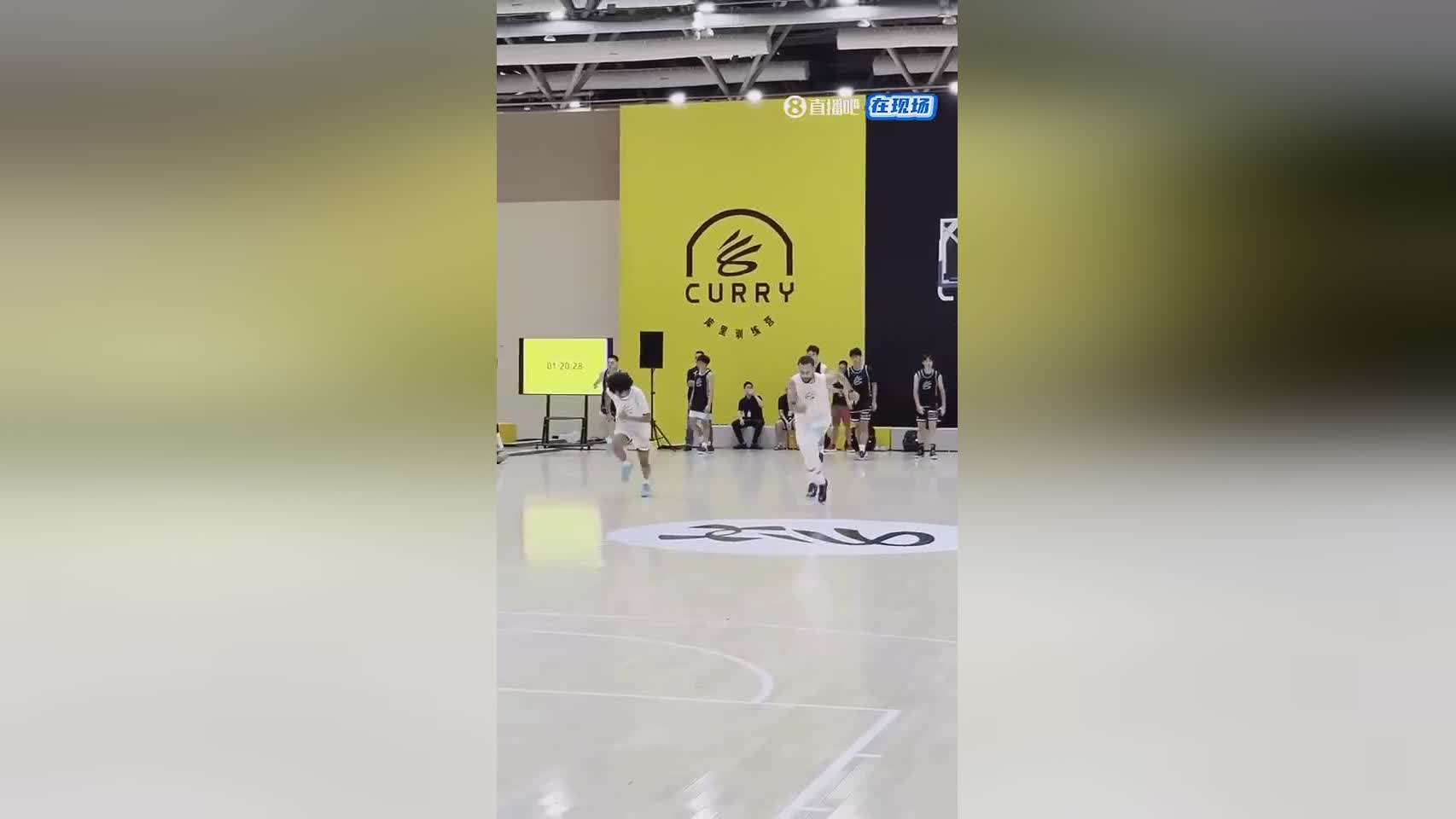 被库里带到, http