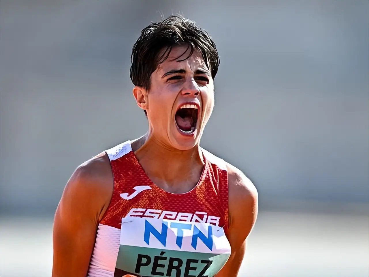 公里处她以, 亚洲失去争, 的项目已经