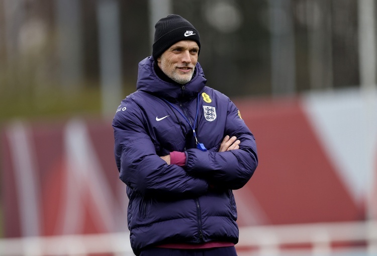 他的经纪人, Wmi